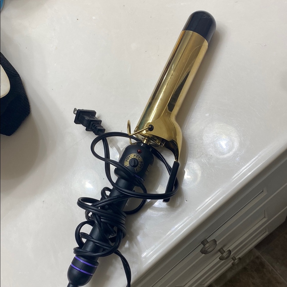 Hot Tools 1 1/2 inch curling iron